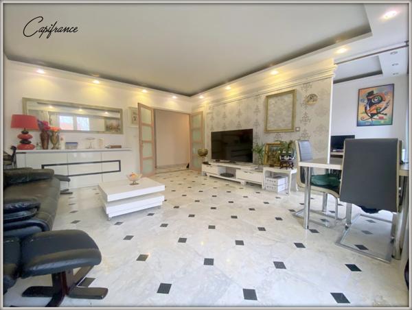 Dpt (93), à vendre appartement T5 de 98,7 m²