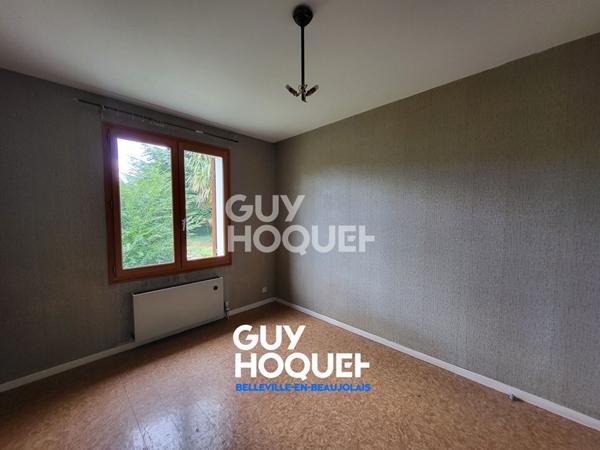 Maison de plain-pied à rénover avec terrain constructible à Belleville-en-Beaujolais