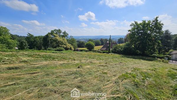 Terrain constructible 1600 m² à Nay 64800