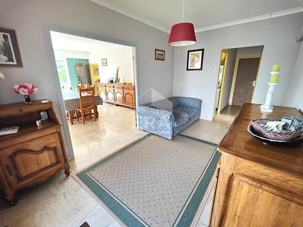 A vendre maison Sainte-Severe 5 pièce(s) 155 m2
