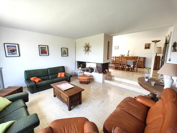 A vendre maison Sainte-Severe 5 pièce(s) 155 m2