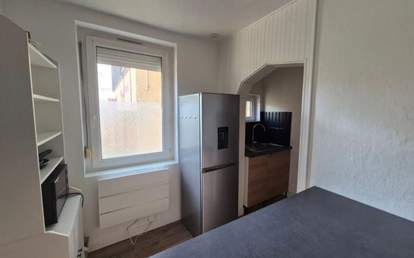 Appartement à louer    2 pièces • 41 m2 Caudebec-lès-Elbeuf