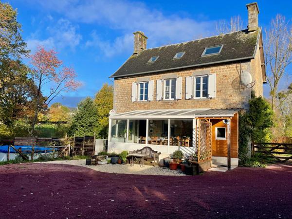 Maison à LE MESNIL GILBERT, 50670 - 7 pièces 162m²