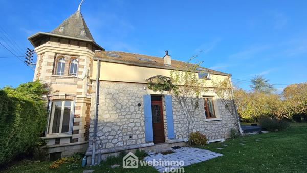 Maison 162 m² à Bourron-Marlotte 77780