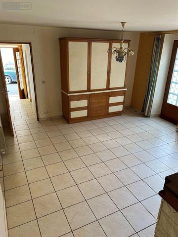 Maison de ville à vendre à Écueillé dans l'Indre (36240), ref : 016/378