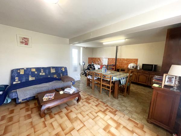 LONGERE, 3 CHAMBRES, ENVIRONNEMENT CALME, PROCHE VALENCAY, A VICQ SUR NAHON (INDRE 36)