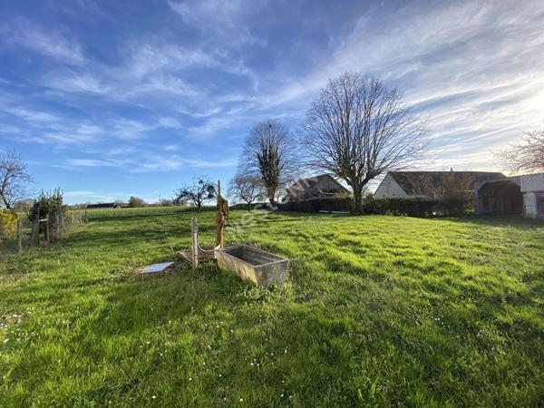 LONGERE, 3 CHAMBRES, ENVIRONNEMENT CALME, PROCHE VALENCAY, A VICQ SUR NAHON (INDRE 36)