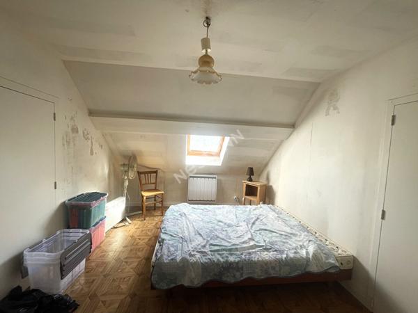LONGERE, 3 CHAMBRES, ENVIRONNEMENT CALME, PROCHE VALENCAY, A VICQ SUR NAHON (INDRE 36)