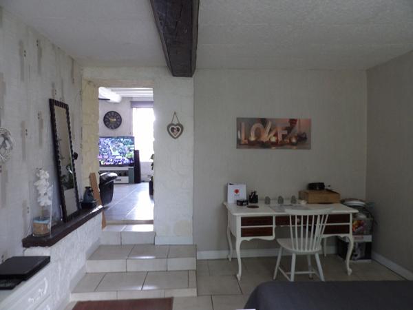 UNE BELLE OPPORTUNITE POUR CREER LA MAISON DE VOS REVES DANS UN ENVIRONNEMENT CALME ET VERDOYANT