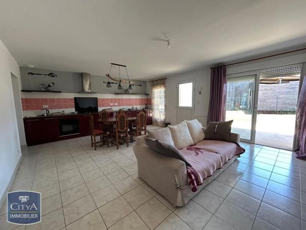 Appartement à louer 3 pièces 79.5m² Montesquieu (82200)
