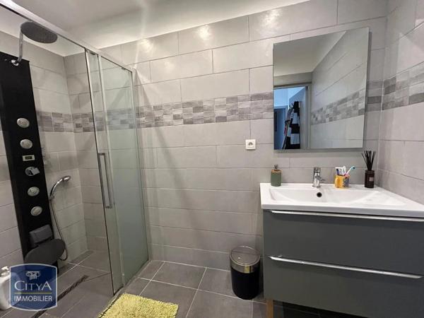 Appartement à louer 3 pièces 79.5m² Montesquieu (82200)