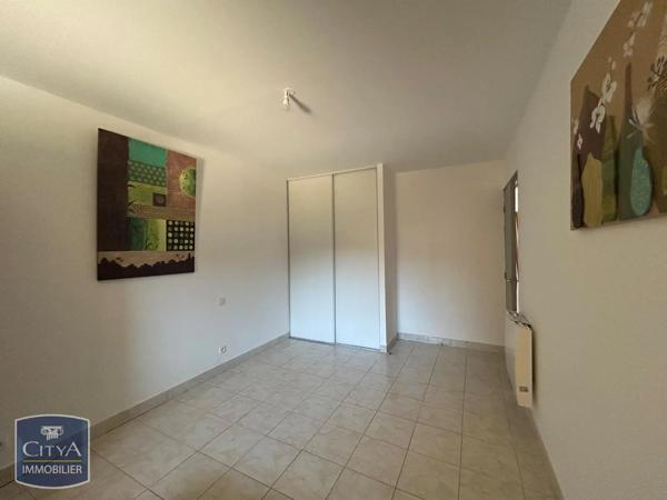 Appartement à louer 3 pièces 79.5m² Montesquieu (82200)