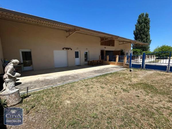 Appartement à louer 3 pièces 79.5m² Montesquieu (82200)