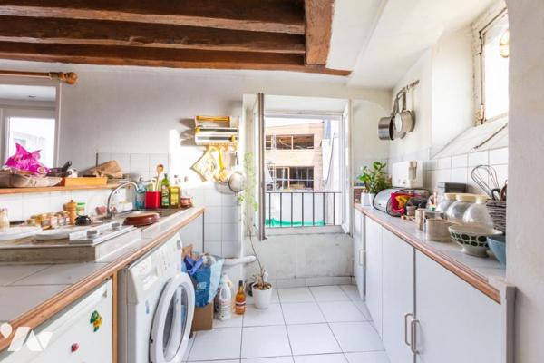 PARIS 2ème - VIVIENNE-GAILLON - DERNIER ETAGE - GRAND STUDIO 30M²