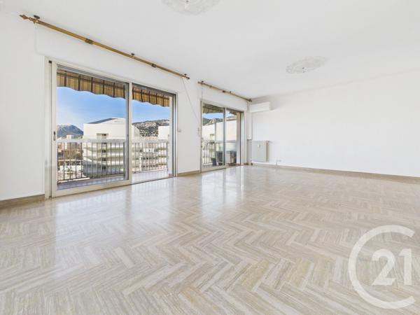 Appartement T3 à vendre  3 pièces - 70,09 m2 TOULON - 83