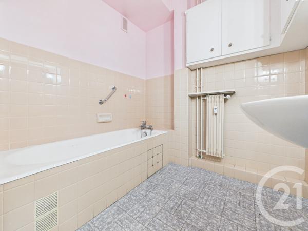 Appartement T3 à vendre  3 pièces - 70,09 m2 TOULON - 83