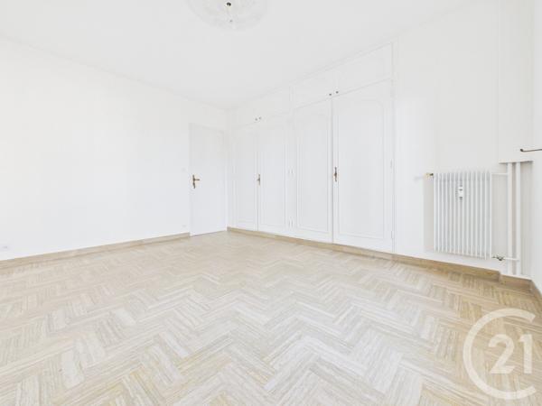 Appartement T3 à vendre  3 pièces - 70,09 m2 TOULON - 83