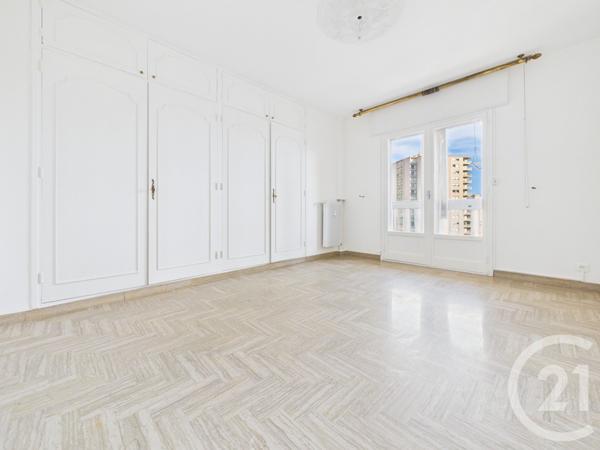 Appartement T3 à vendre  3 pièces - 70,09 m2 TOULON - 83