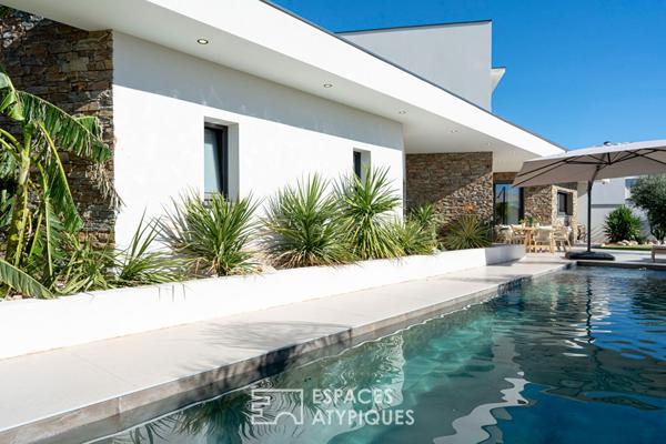 Remarquable villa aux lignes épurées avec piscine à Villeneuve-de-la-Raho