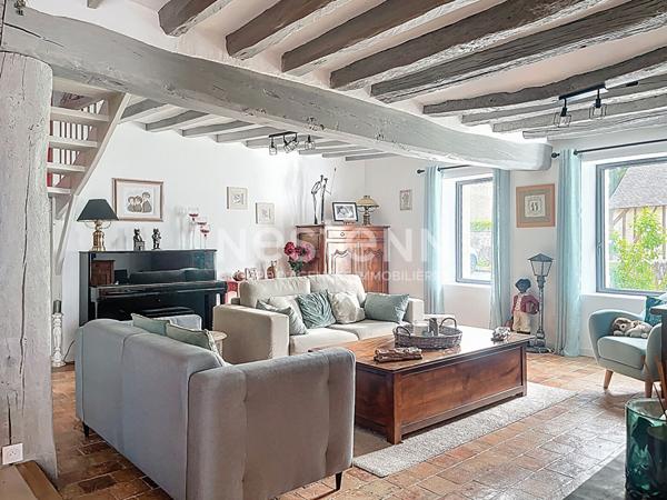 A vendre sur Beaufort en Anjou, maison ancienne entièrement rénovée