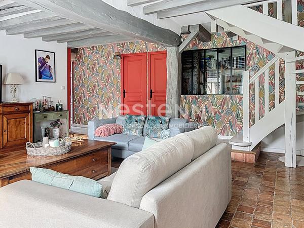 A vendre sur Beaufort en Anjou, maison ancienne entièrement rénovée
