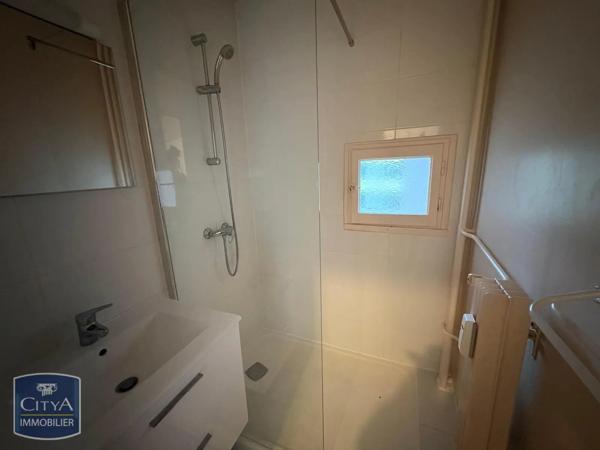 Appartement à louer 4 pièces 65m² Grenoble (38100)