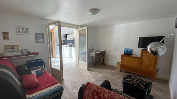 Maison de 4 chambres située dans un secteur prisé !