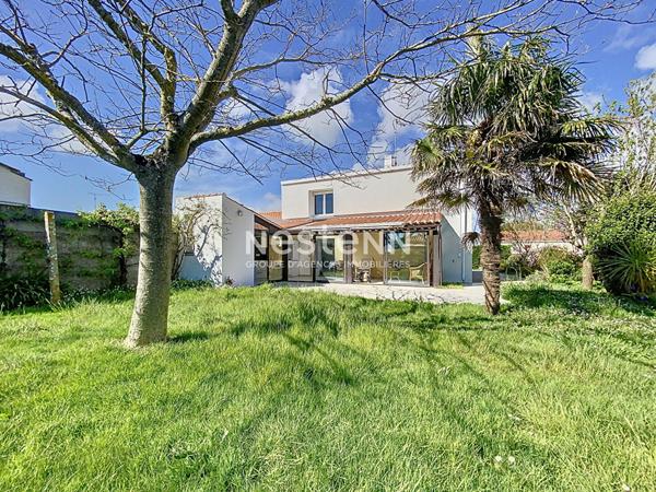 Maison de 4 chambres située dans un secteur prisé !