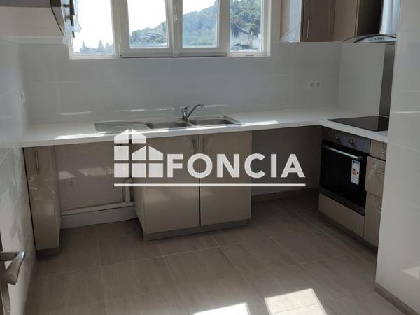 Location Appartement 3 pièces 63.6 m² - 4-4 bis-6 AVENUE CARNOT (C032) Laon 02000