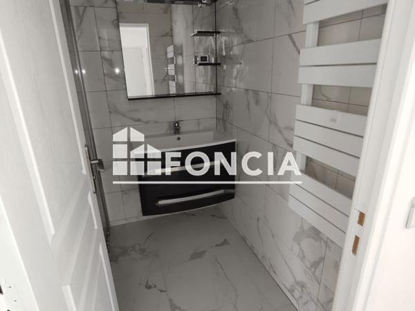 Location Appartement 3 pièces 63.6 m² - 4-4 bis-6 AVENUE CARNOT (C032) Laon 02000