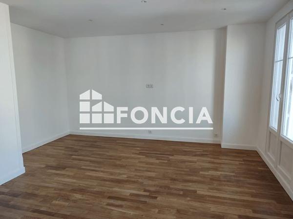 Location Appartement 3 pièces 63.6 m² - 4-4 bis-6 AVENUE CARNOT (C032) Laon 02000