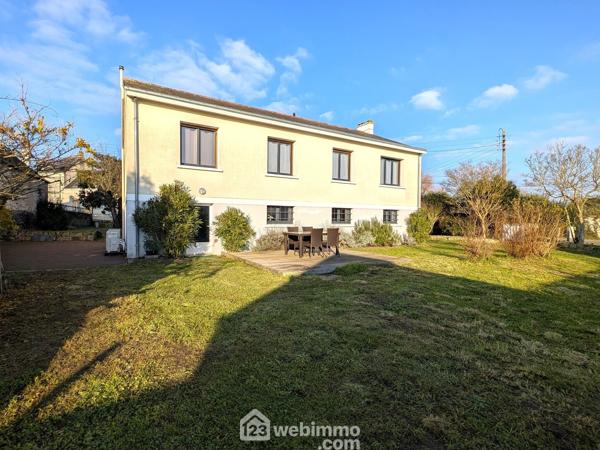 Maison 113 m² à Corné 49630