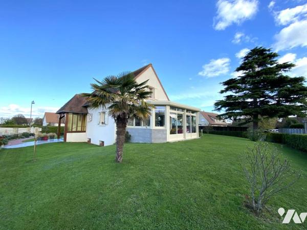 DOUVRES LA DELIVRANDE - DANS LE CENTRE