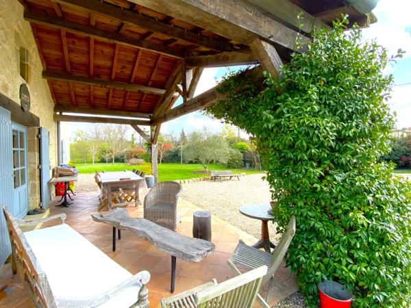 Maison 5 pièce(s) 3 chambre(s) 237 m²