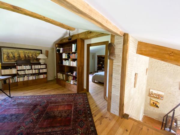 Maison 5 pièce(s) 3 chambre(s) 237 m²