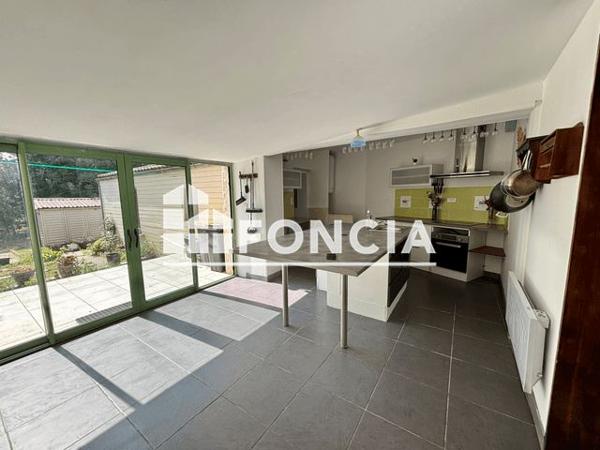 Location Maison 3 pièces 90 m² - 133 RUE DE CROUIN Cognac 16100