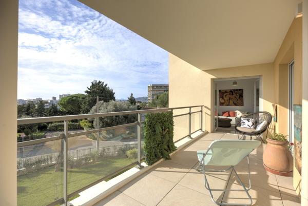 Vente Appartement de luxe Antibes 3 Pièces 72 m²