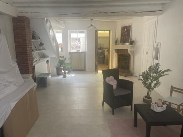 Maison à vendre |  Le Châtelet |  6 pièces | 125 m²