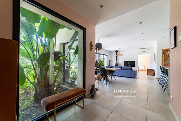 Montpellier (34000) Superbe propriété contemporaine de plain-pied - Pic Saint-Loup.