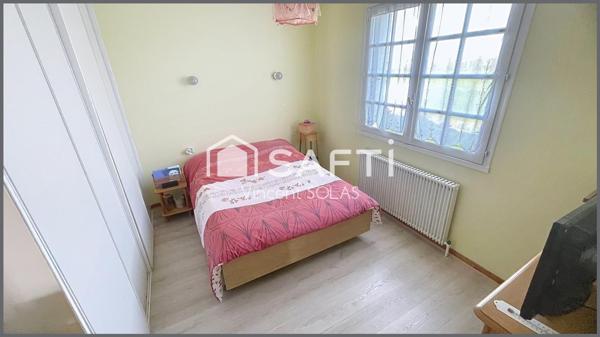 Maison sur Sous-Sol de 100m² - Jardin - Garage - 3 Chambres - Bien Entretenue