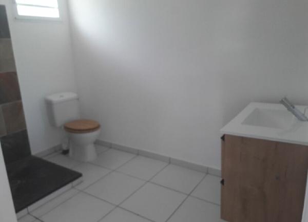 Appartement à louer  2 pièces • 30 m2 Le Gosier