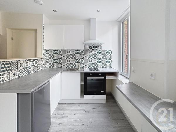 Immeuble à vendre  200 m2 COMPIEGNE - 60