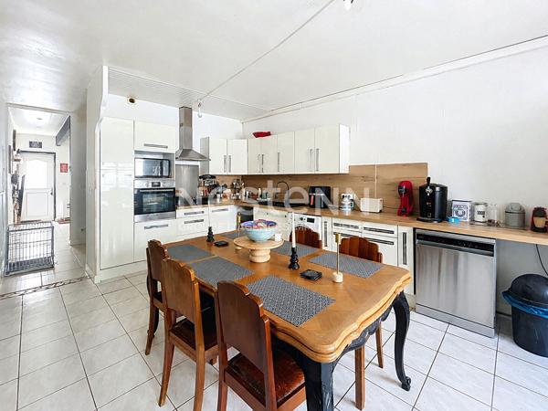 Maison T5 située en centre-ville de Sigean
