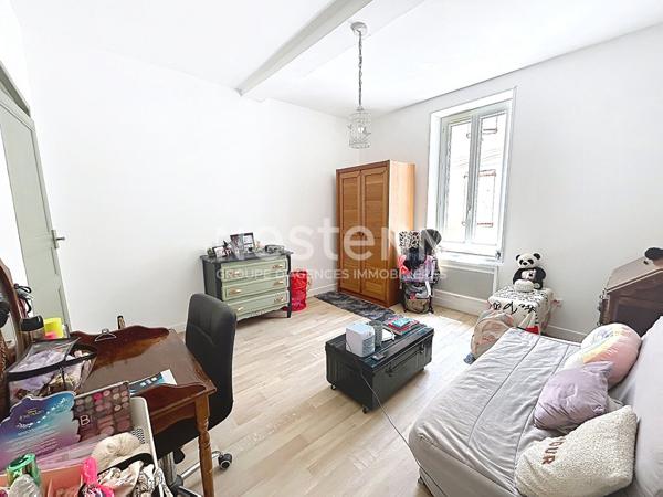 Maison T5 située en centre-ville de Sigean