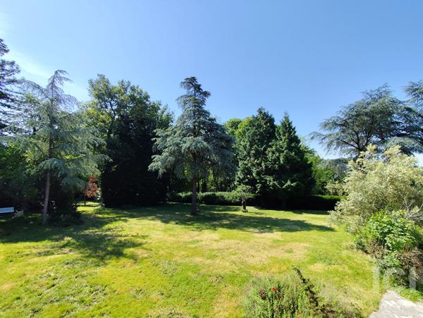 A VENDRE PROPRIÉTÉ ORVAULT BOURG "LA GREE" / VALLÉE DU CENS