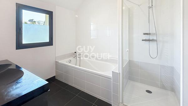 MAISON FAMILIALE - DINAN  A PIED- 4 CH - BBC - CALME