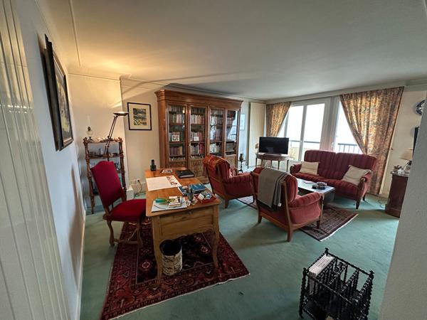 APPARTEMENT T5 A VENDRE BREST ST-MARC - GARAGE FERME