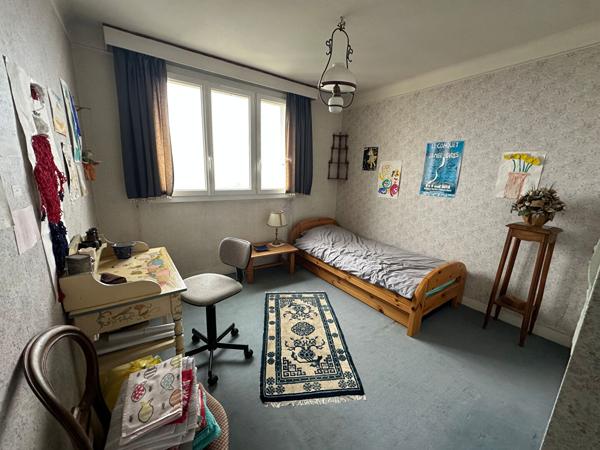 APPARTEMENT T5 A VENDRE BREST ST-MARC - GARAGE FERME