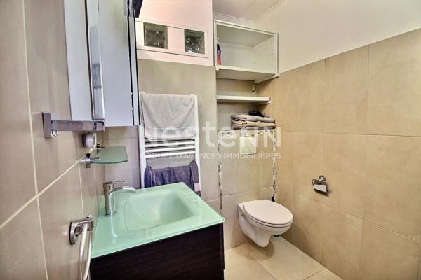 Maison de type 4 d'environ 126m² avec véranda, jardin, piscine et garage