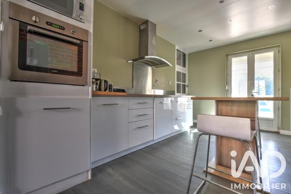 Maison à vendre 7 pièces 153 m² Le Palais-sur-Vienne
